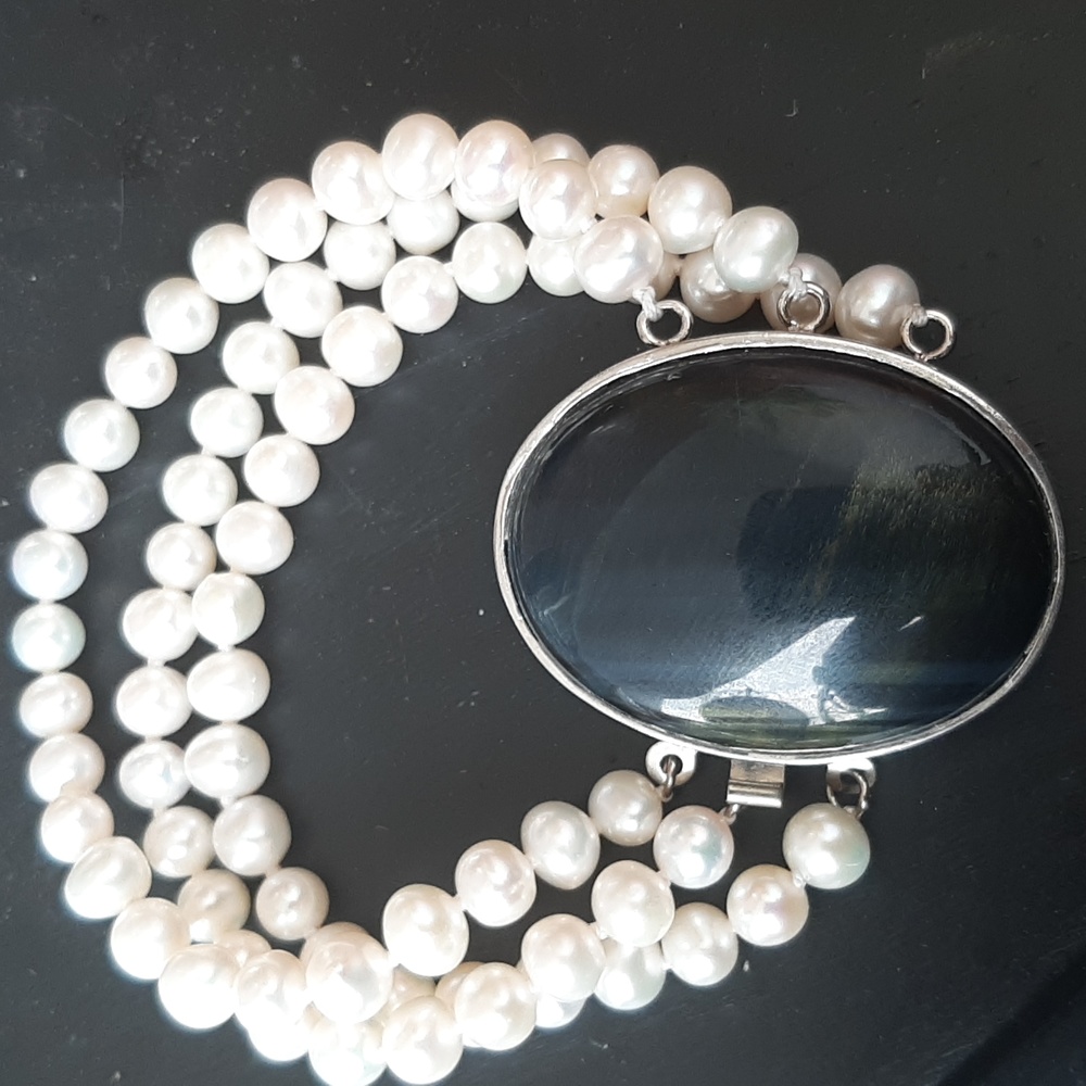 Vintage Pearl / Tiger eye Bracelet